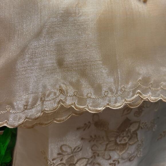 Embroidered Filipiniana Alampay Beige Floral Shawl Maria Clara Pañuelo One Size - Picture 3 of 5